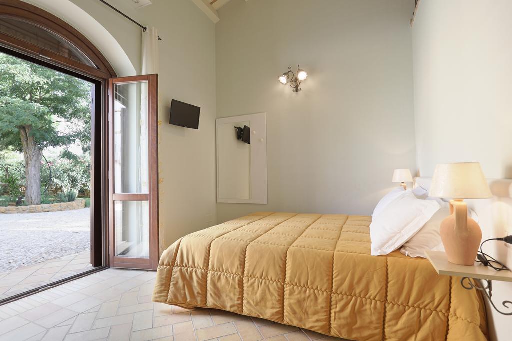 Agriturismo Feudo Muxarello Aragona Habitación foto
