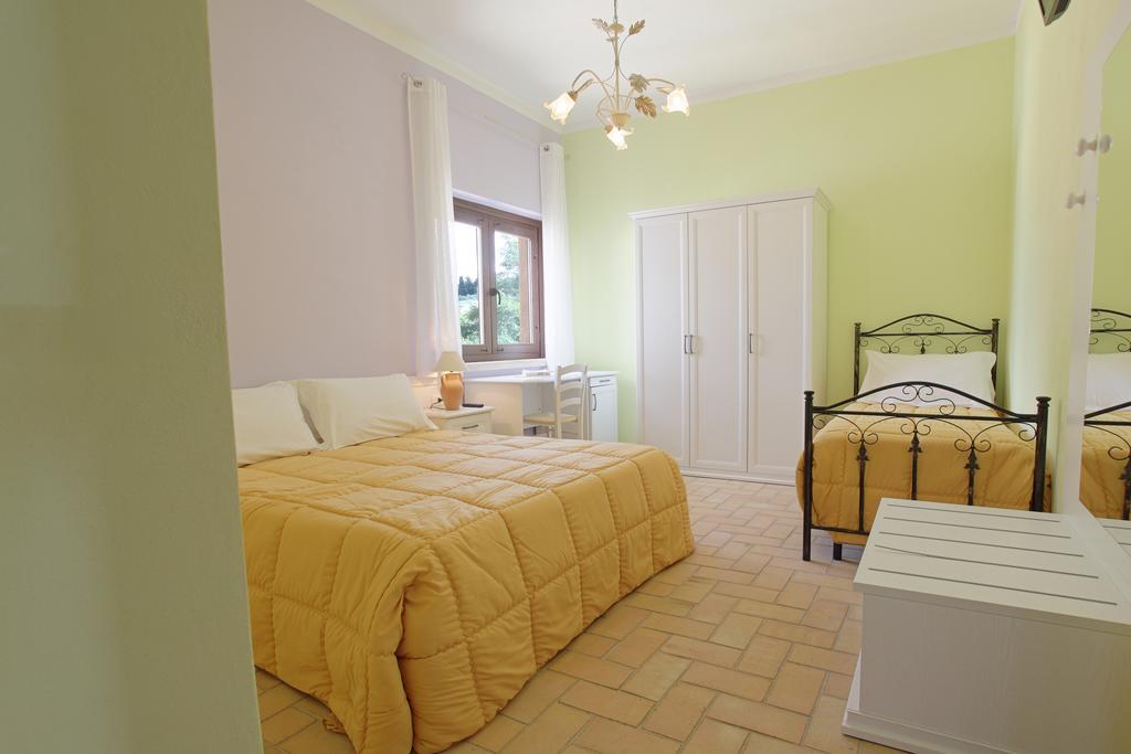 Agriturismo Feudo Muxarello Aragona Habitación foto