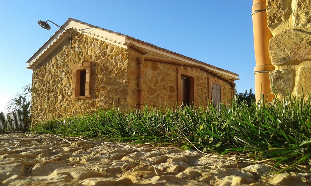 Agriturismo Feudo Muxarello Aragona Habitación foto