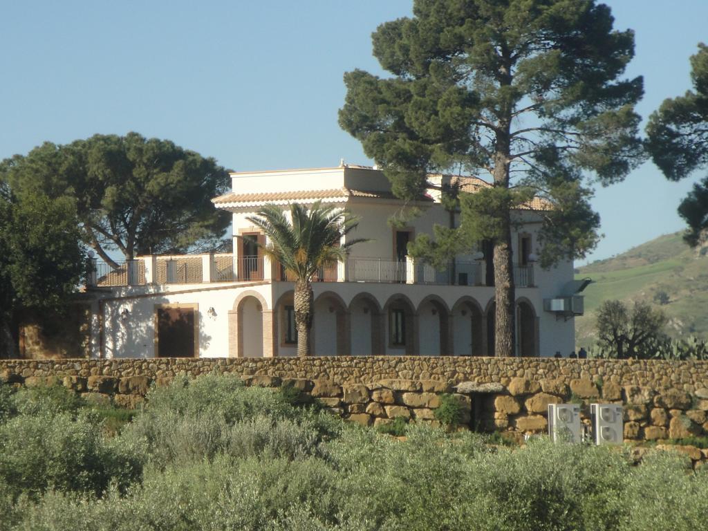 Agriturismo Feudo Muxarello Aragona Exterior foto
